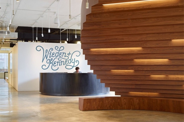 辦公室裝修設計,木飾面材料,廣州裝修公司,科技公司辦公室.jpg 辦公室裝修設計,木飾面材料,廣州裝修公司,科技公司辦公室.jpg