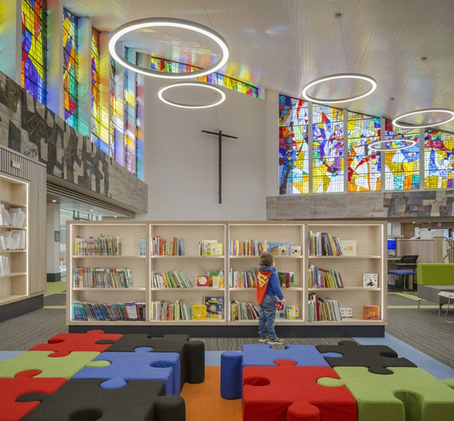 創(chuàng)意圖書館裝修設(shè)計(jì).jpg 創(chuàng)意圖書館裝修設(shè)計(jì).jpg