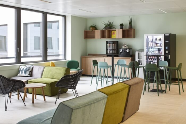 化妝品公司辦公室裝修設計.jpg 化妝品公司辦公室裝修設計.jpg