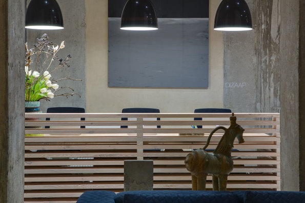 工業(yè)風格辦公室裝修設計.jpg 工業(yè)風格辦公室裝修設計.jpg