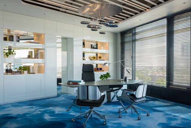 現(xiàn)代風(fēng)格辦公室裝修設(shè)計.jpg 現(xiàn)代風(fēng)格辦公室裝修設(shè)計.jpg