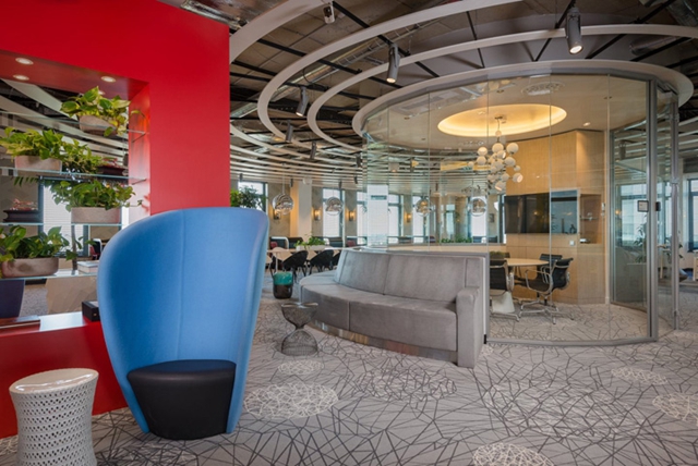 現(xiàn)代風(fēng)格辦公室裝修設(shè)計.jpg 現(xiàn)代風(fēng)格辦公室裝修設(shè)計.jpg