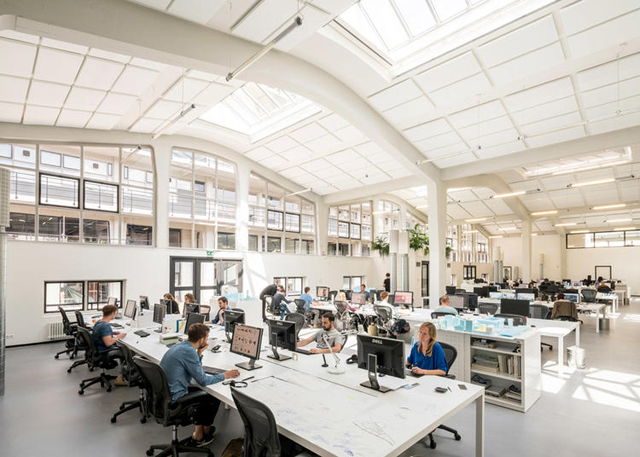 辦公樓裝修設(shè)計(jì)實(shí)景圖.jpg 辦公樓裝修設(shè)計(jì)實(shí)景圖.jpg