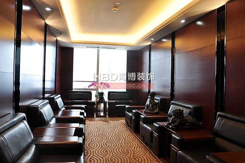 金融投資公司辦公室裝修.jpg 金融投資公司辦公室裝修.jpg